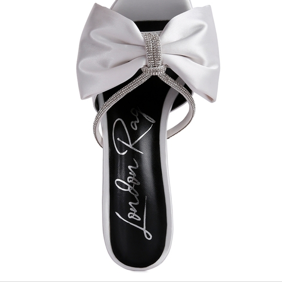 Silver Satin Rhinestone heel - Picture 2 of 5